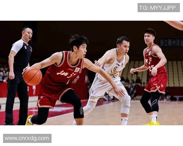 浙江稠州迎战北控篮球队双方实力对决引发球迷热议